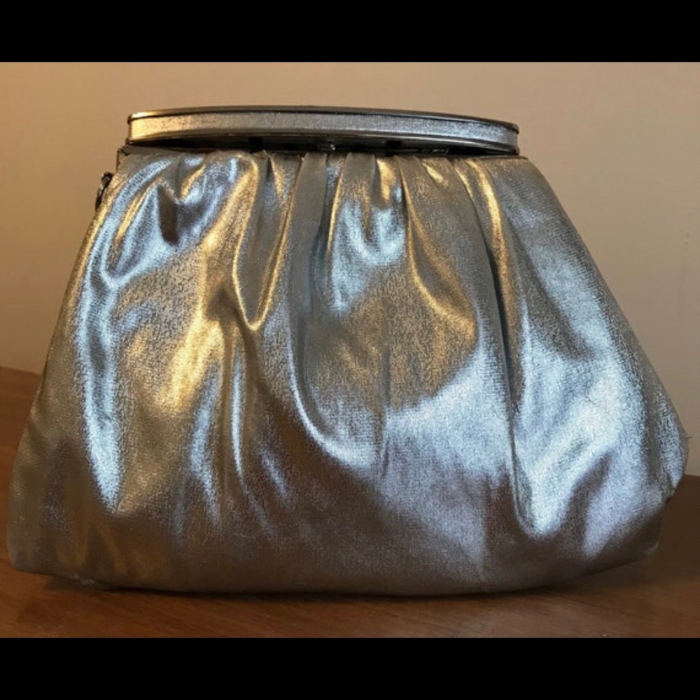 Vintage ande shimmery silver evening clutch